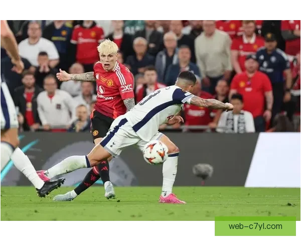 战热刺致敬永远的克莱尔茨之夜