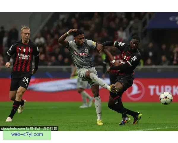 以佳夫：米兰经历让我成长 渴望征战世界杯